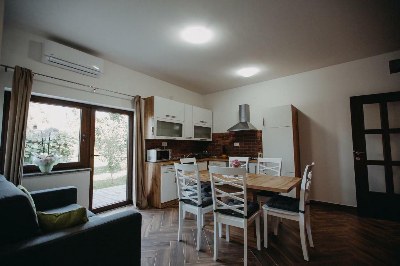 Apartman Vejama Josipdol Εξωτερικό φωτογραφία