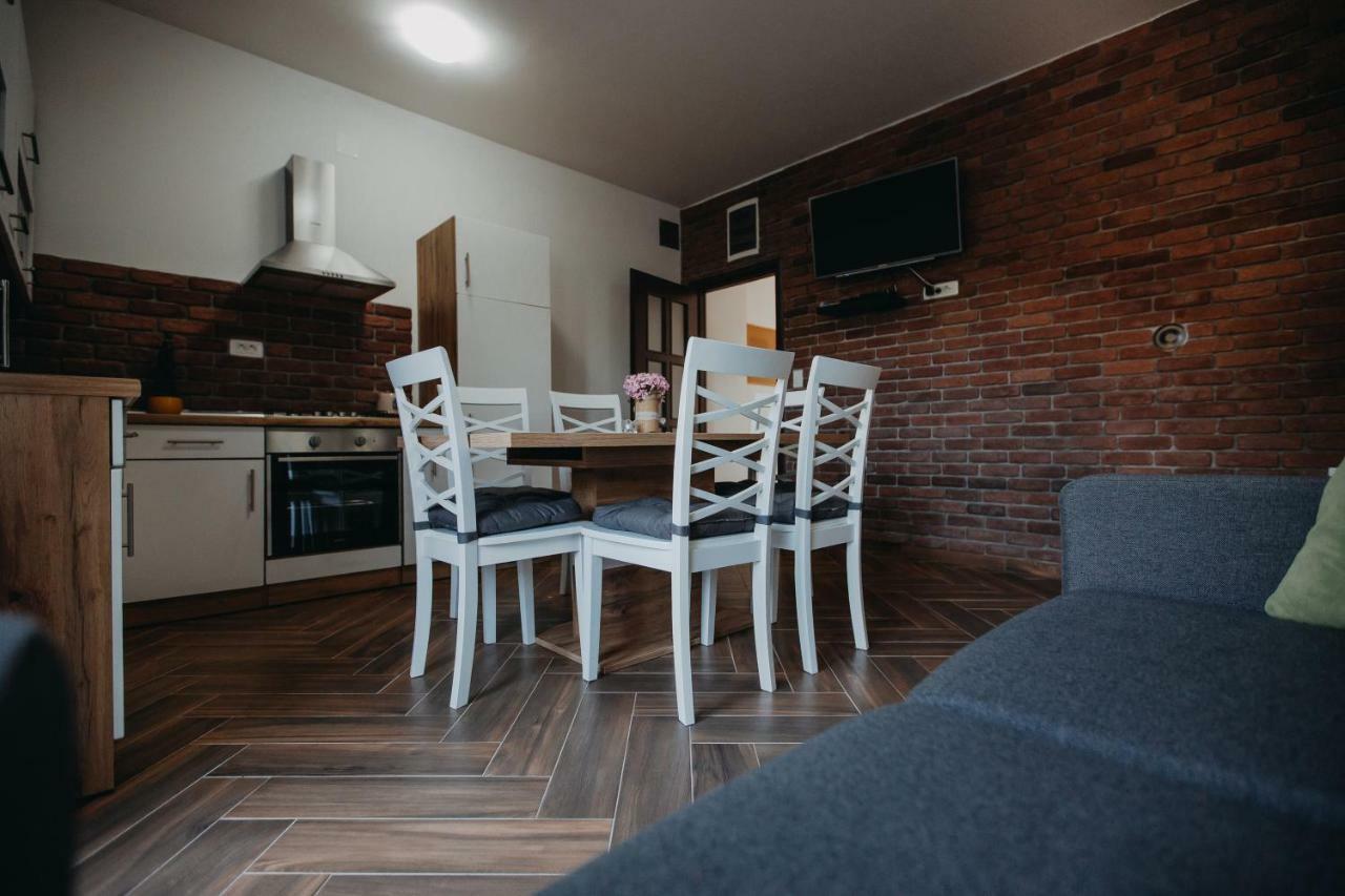 Apartman Vejama Josipdol Εξωτερικό φωτογραφία